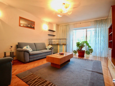 UNIRII - NEGRU VODA, APARTAMENT SPATIOS RETRAS DE LA ZGOMOTUL BULEVARDULUI!