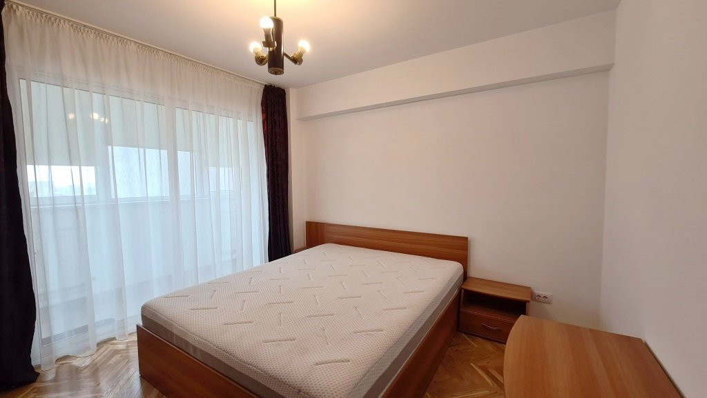Apartament 3 camere Victoriei-Titulescu, vedere panoramica, parcare 6