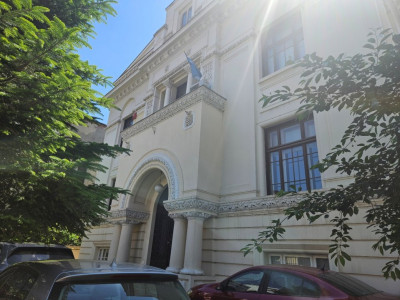     SPATIU DE BIROURI IN  VILĂ INTERBELICĂ DE PRESTIGIU ÎN ZONA DOROBANTI