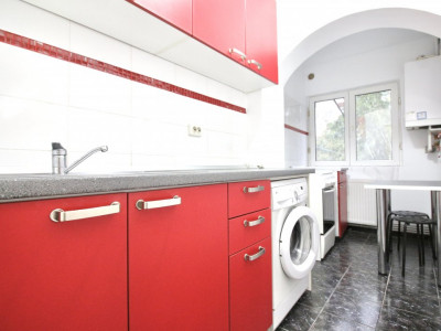 GORJULUI-STRADA VELEI, GARSONIERA DECOMANDATA, MODERNA!
