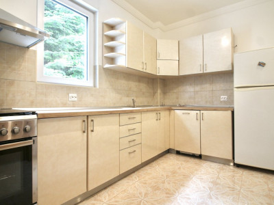 TELEVIZIUNE-STRADA ZAMBACCIAN, APARTAMENT 4 CAMERE IN VILA, 134 MP!
