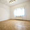 CALEA DOROBANTI, APARTAMENT NEMOBILAT IN BLOC TIP VILA! thumb 5