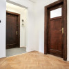CALEA DOROBANTI, APARTAMENT NEMOBILAT IN BLOC TIP VILA! thumb 7